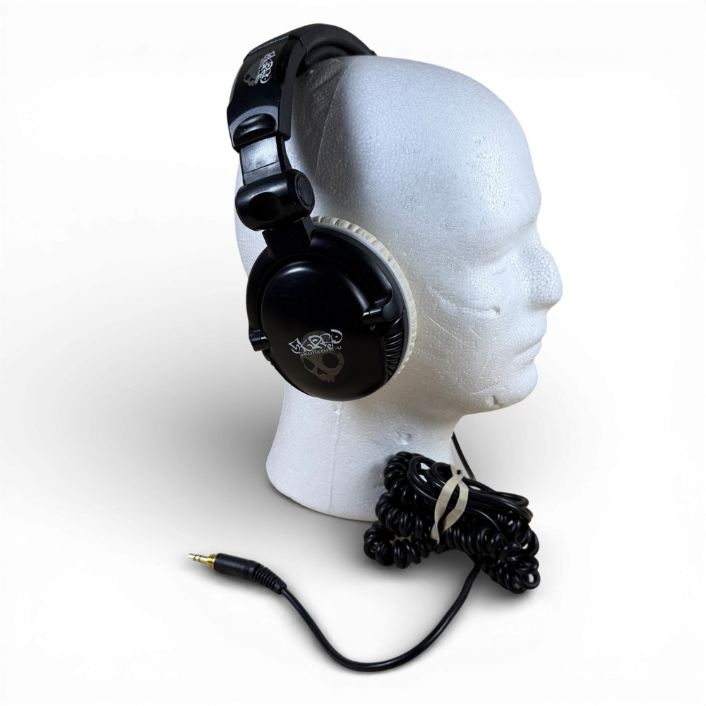 Skullcandy SK Pro DJ Over-Ear Wired Headphones Black White Coiled‎ Cable